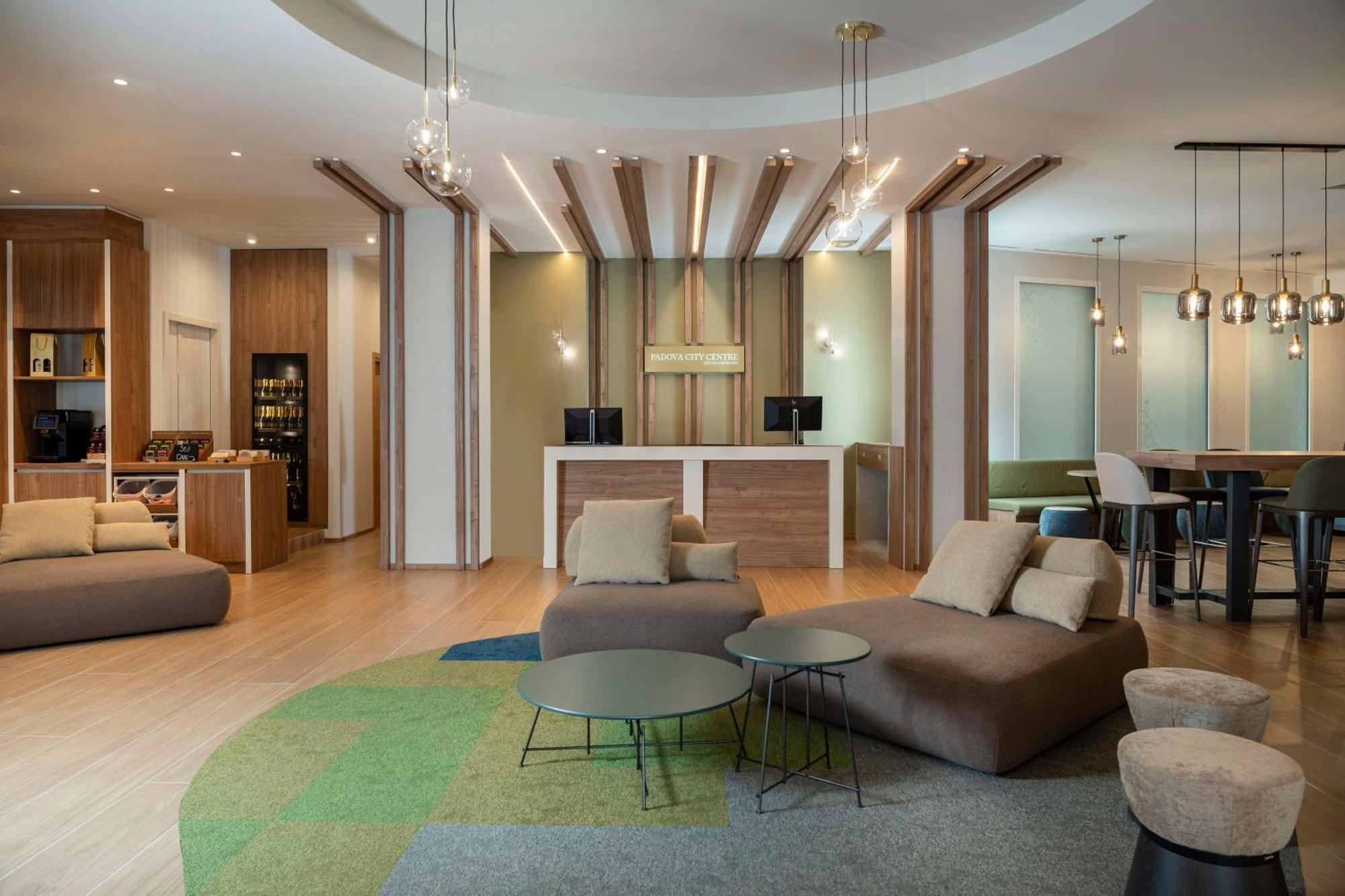 Hilton Garden Inn Padova City Centre Eksteriør billede