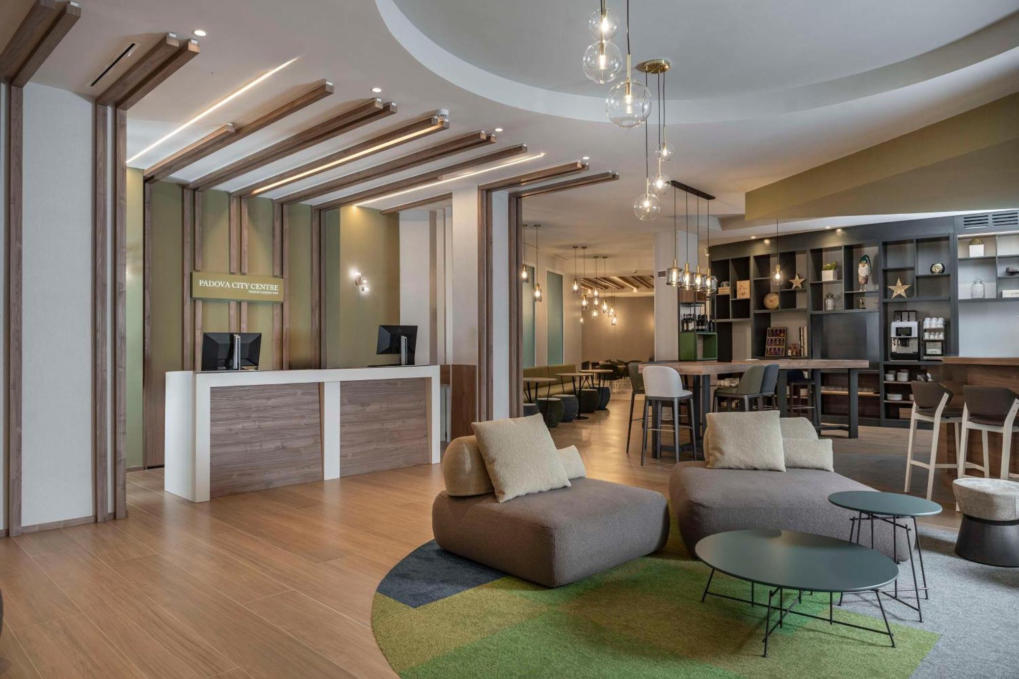 Hilton Garden Inn Padova City Centre Eksteriør billede